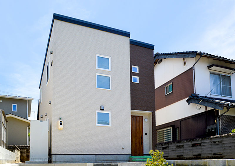 島根県松江市乃木福富町の建売住宅の外観
